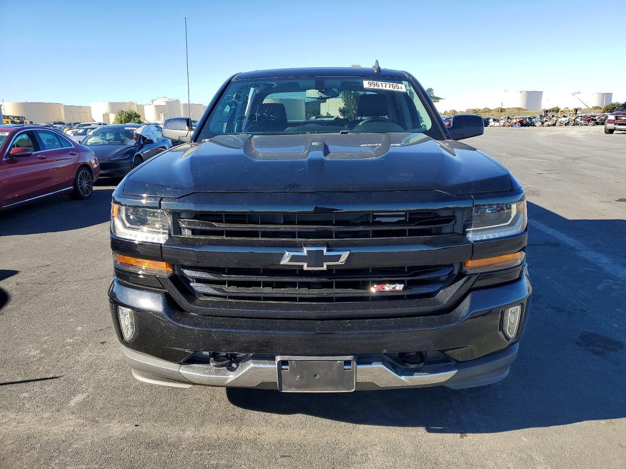 2018 CHEVROLET SILVERADO K1500 LT photo 5