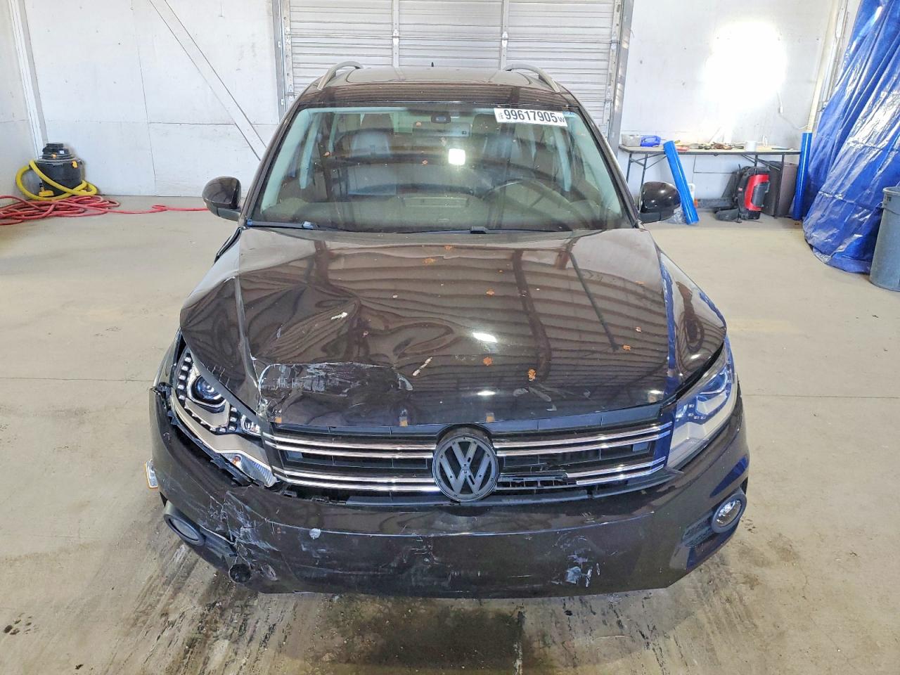 2013 VOLKSWAGEN TIGUAN S photo 5