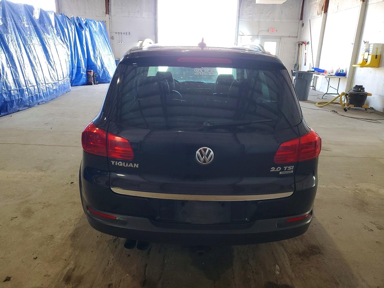 2013 VOLKSWAGEN TIGUAN S photo 6