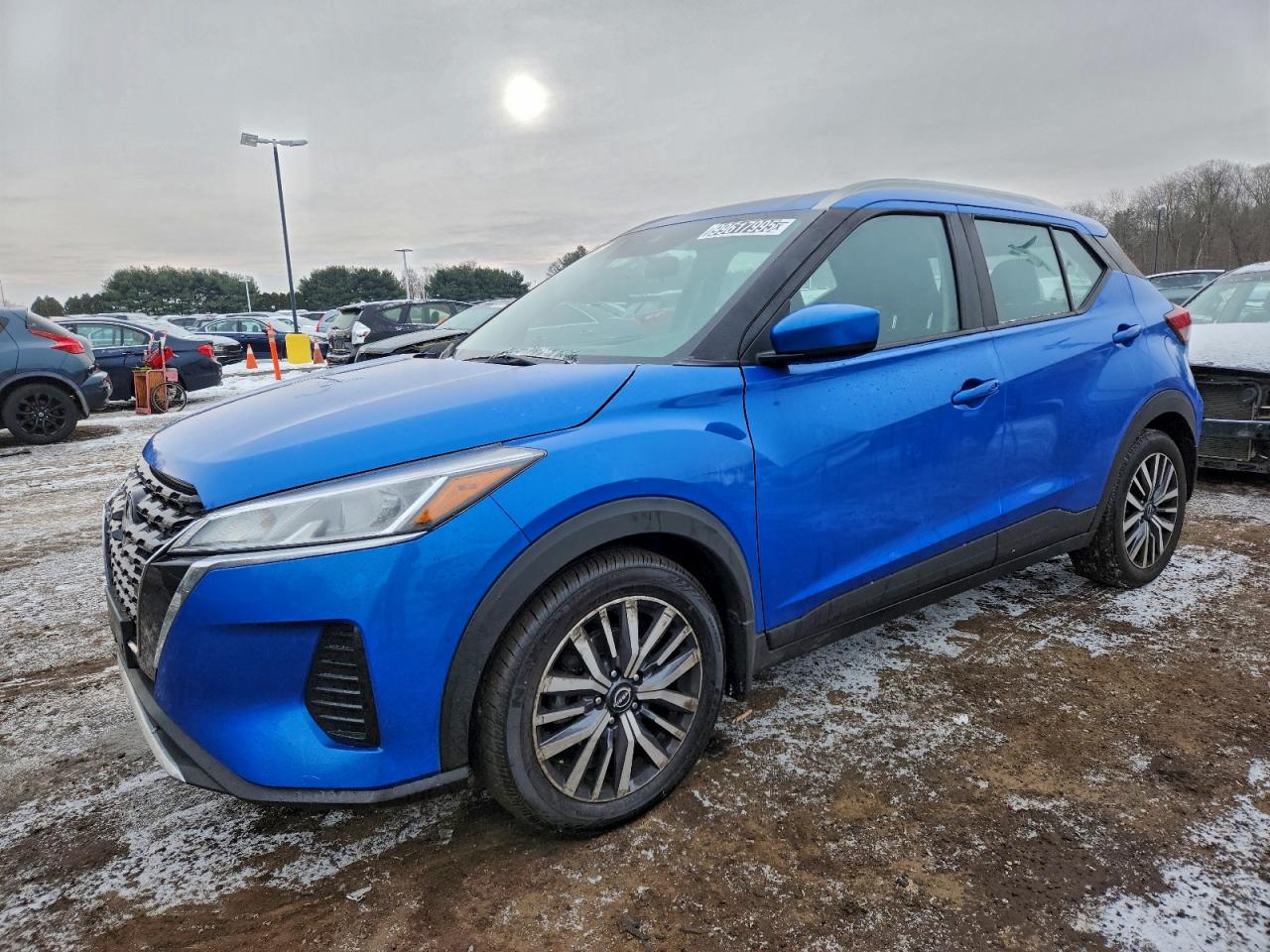 2023 NISSAN KICKS
