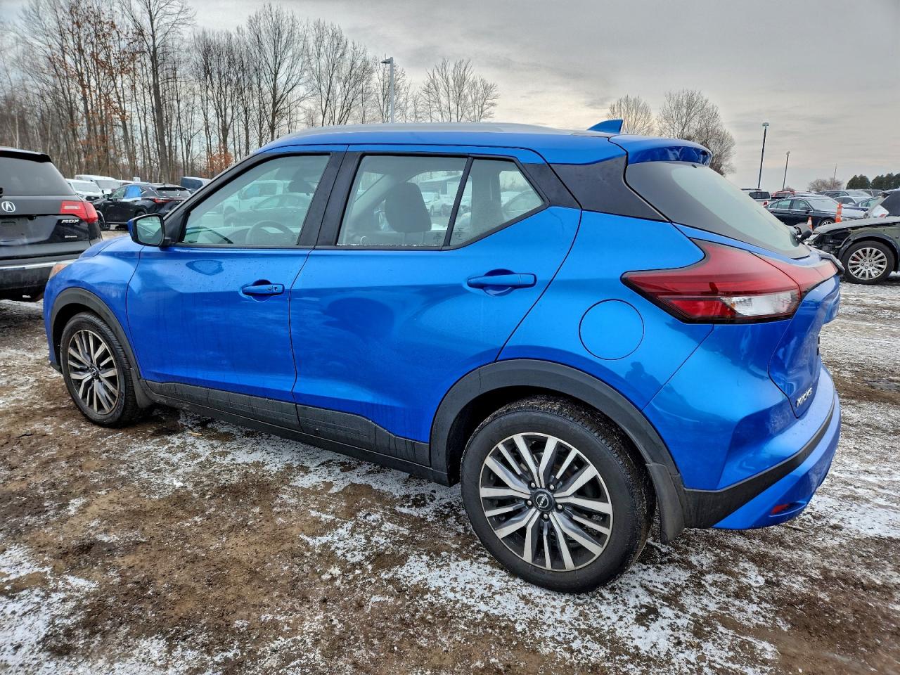 2023 NISSAN KICKS SV photo 2