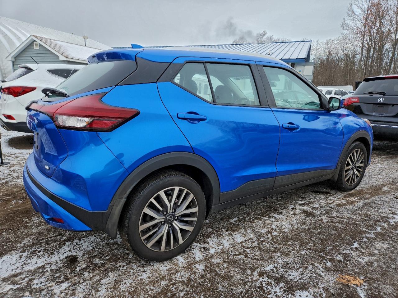 2023 NISSAN KICKS SV photo 3