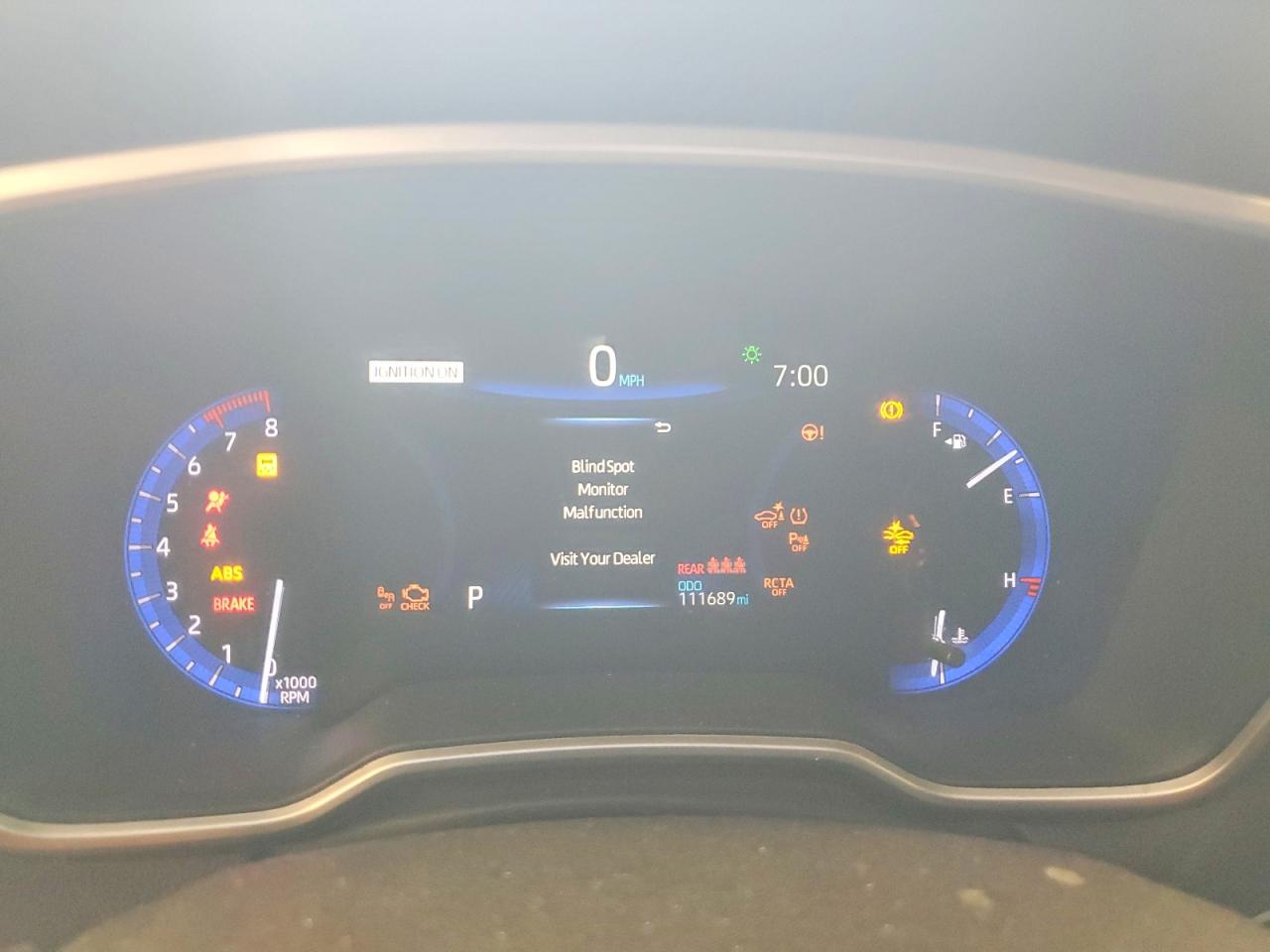 2022 TOYOTA COROLLA CROSS XLE photo 9