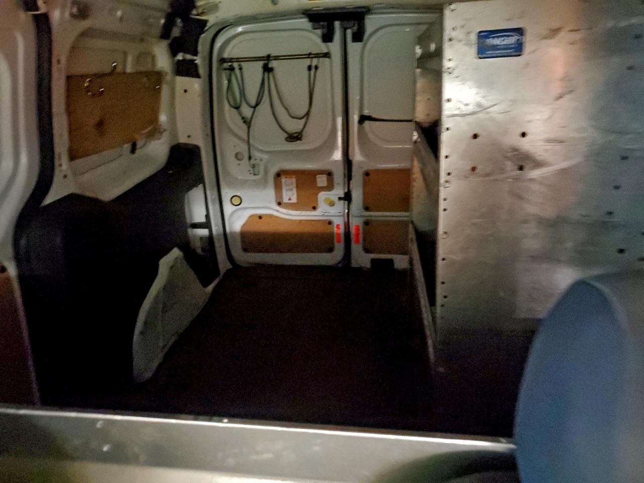 2015 FORD TRANSIT CONNECT XLT photo 10