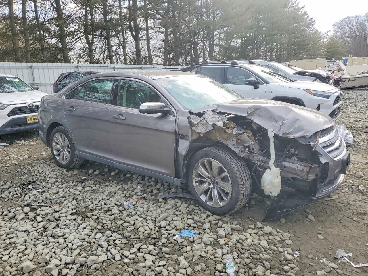 2011 FORD TAURUS LIMITED photo 4