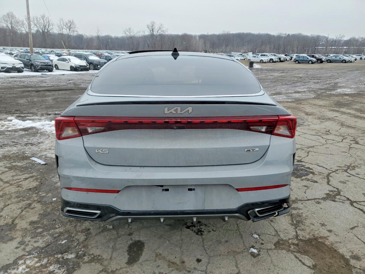 2023 KIA K5 GT LINE photo 6