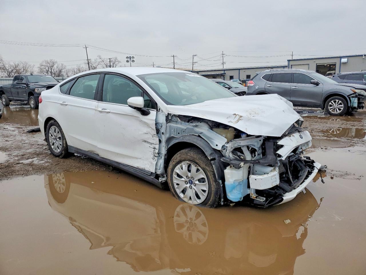 2020 FORD FUSION S photo 4