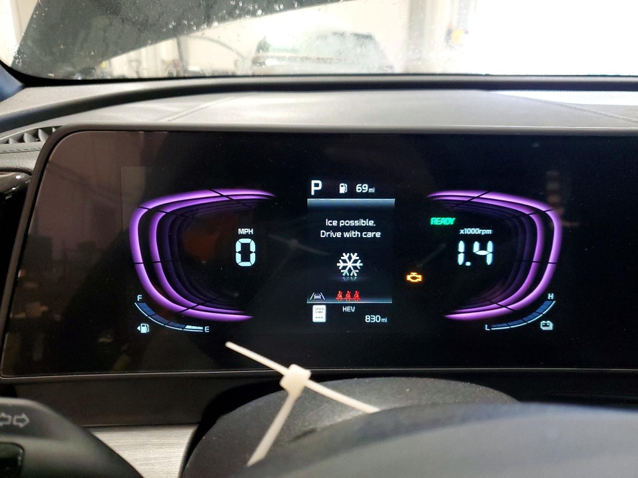 2025 KIA SPORTAGE X LINE photo 9