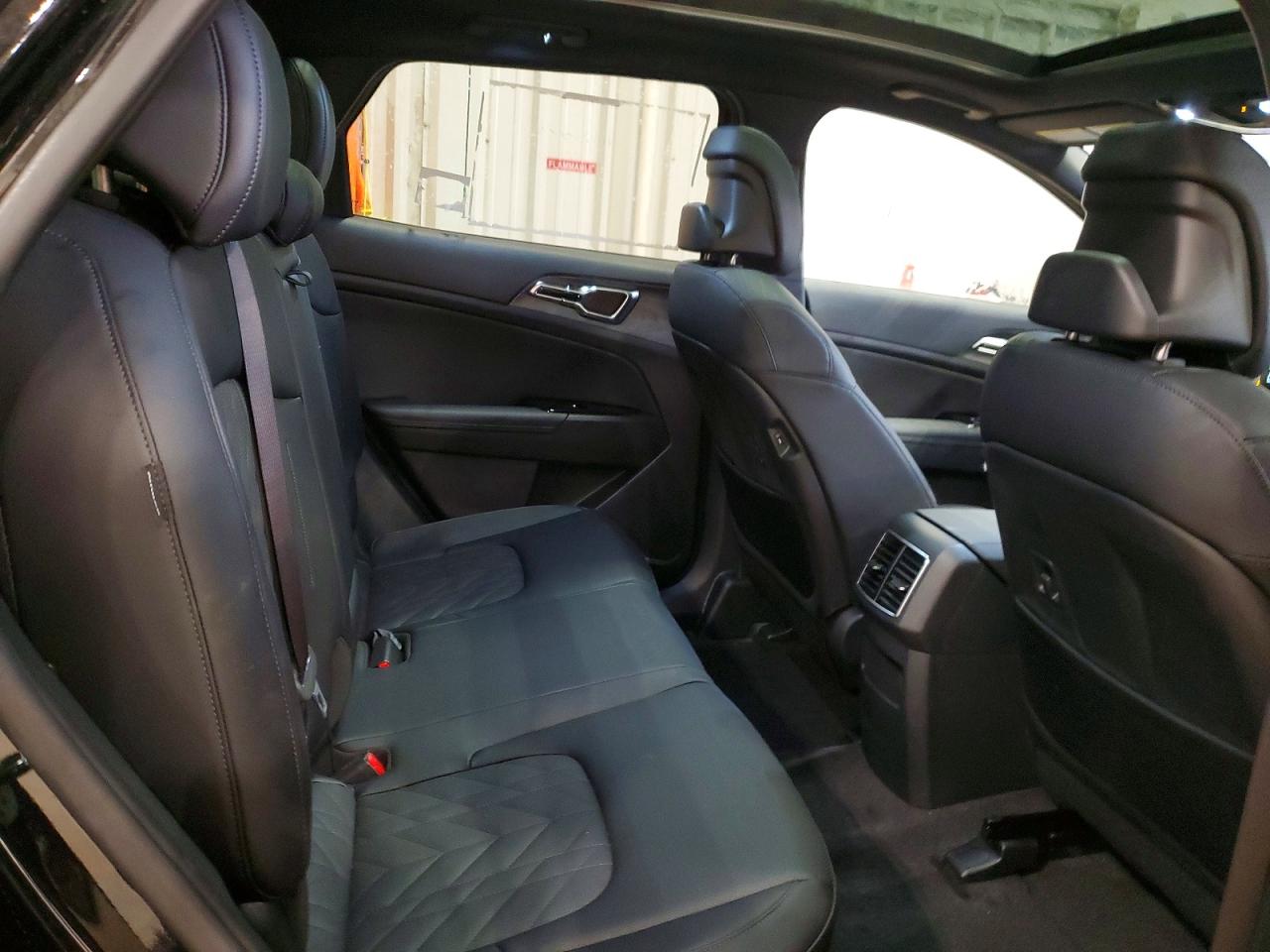 2025 KIA SPORTAGE X LINE photo 11