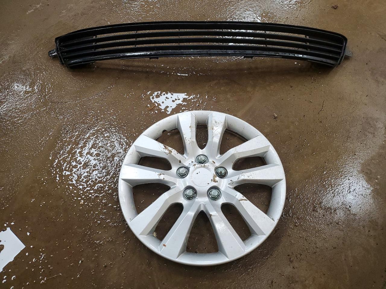 2013 TOYOTA COROLLA BASE photo 12
