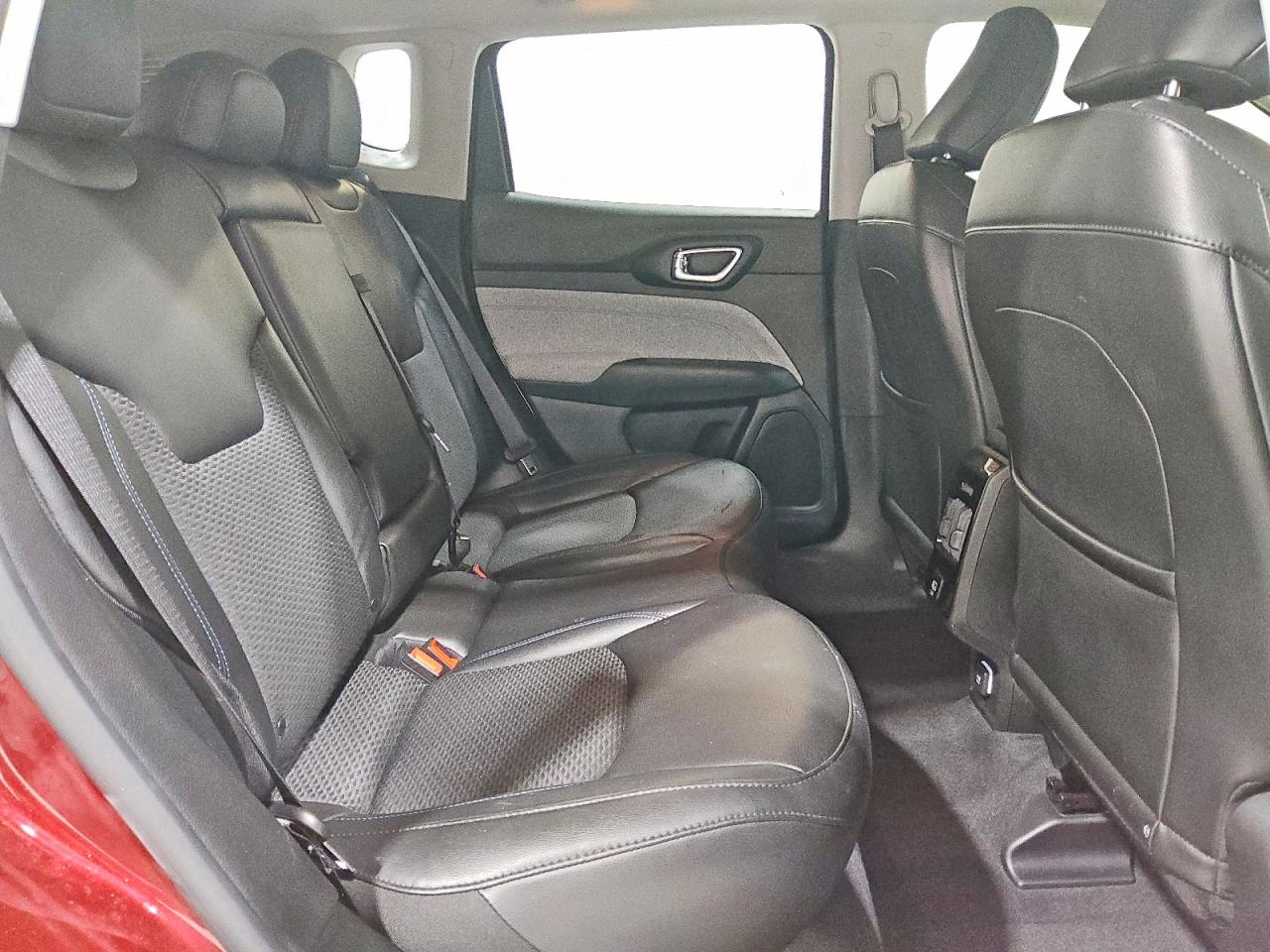 2022 JEEP COMPASS LATITUDE photo 11