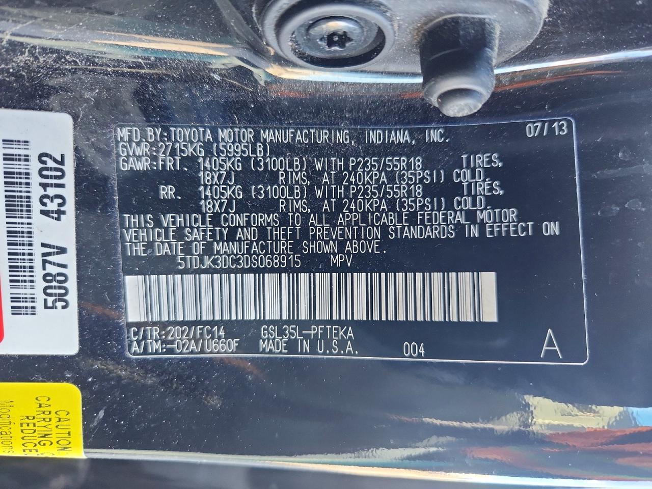 2013 TOYOTA SIENNA LE photo 14