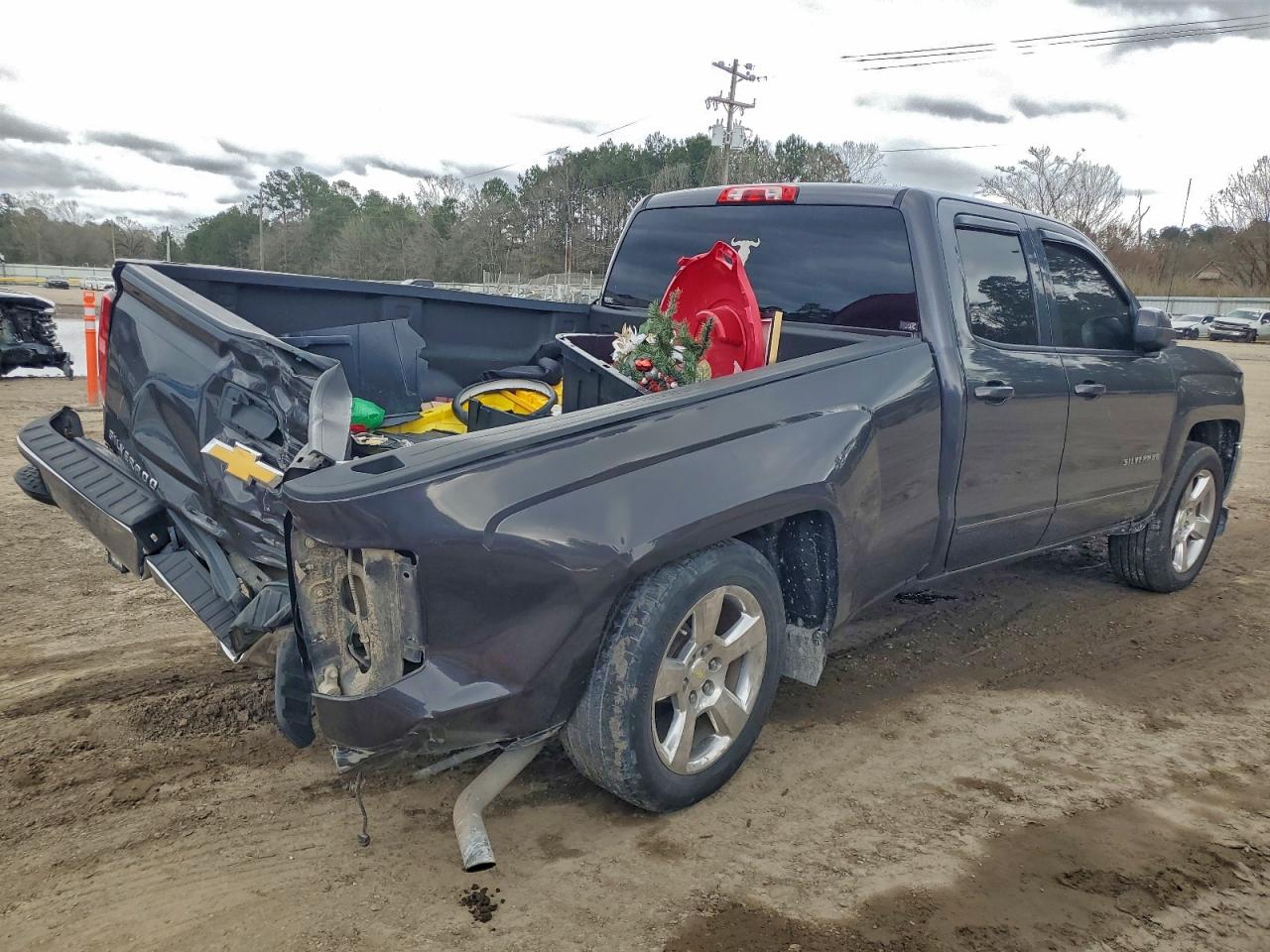 2016 CHEVROLET SILVERADO C1500 LT photo 3
