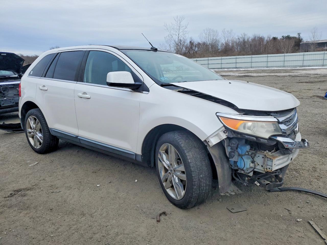 2011 FORD EDGE LIMITED photo 4