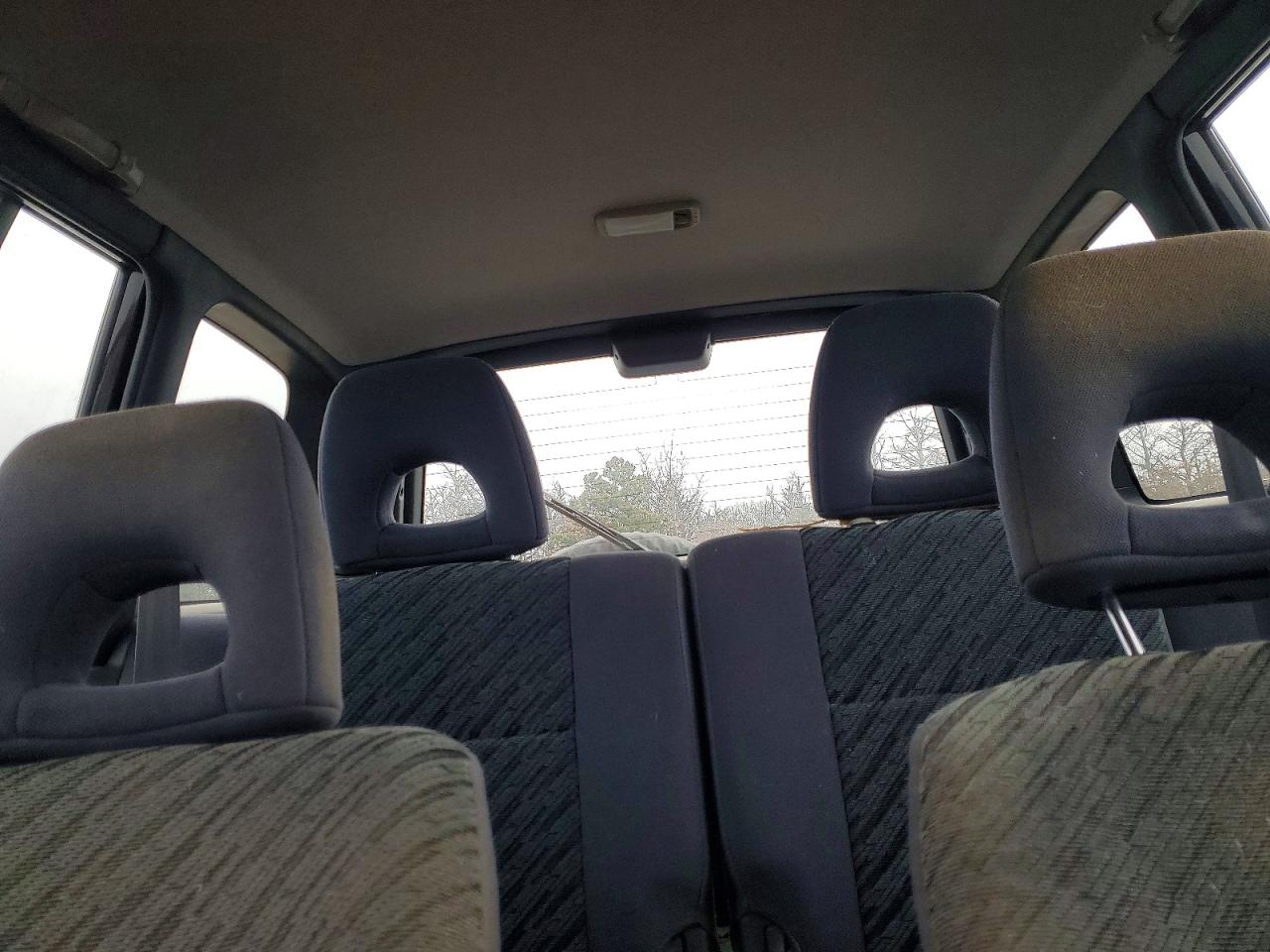 2000 TOYOTA RAV4 photo 10