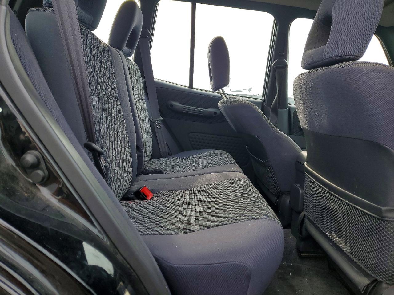 2000 TOYOTA RAV4 photo 11
