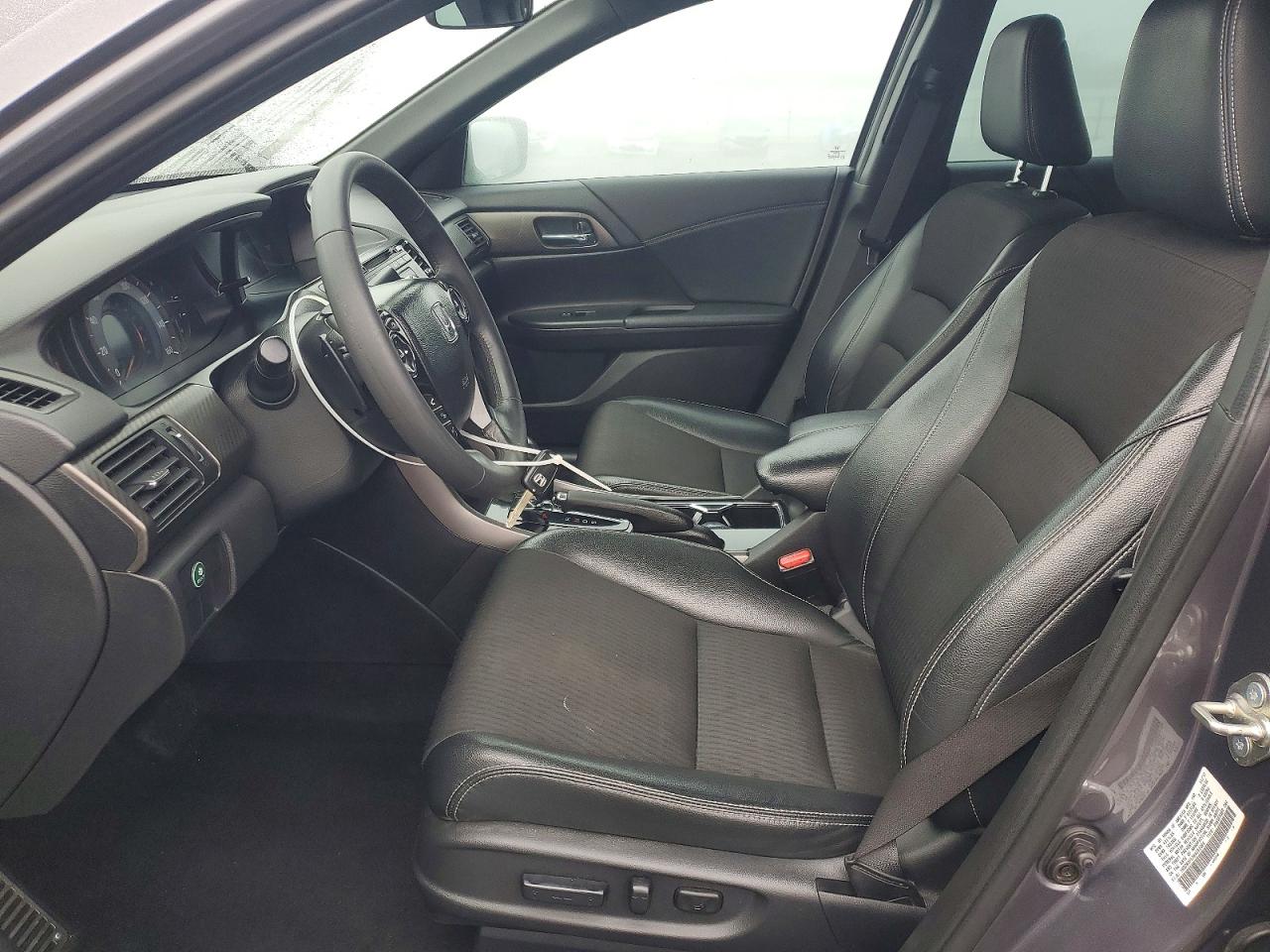 2017 HONDA ACCORD SPORT photo 7