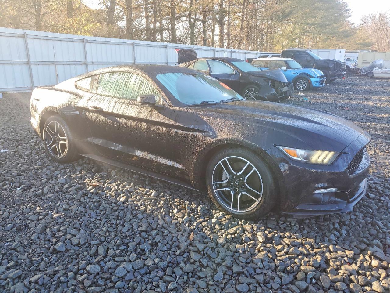 2016 FORD MUSTANG photo 7