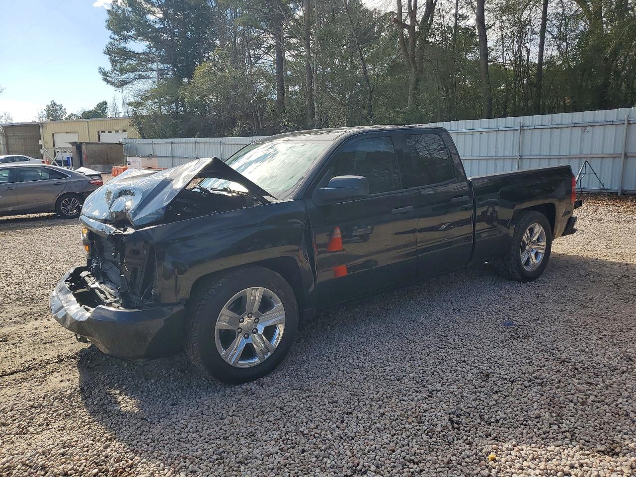 2017 CHEVROLET SILVERADO