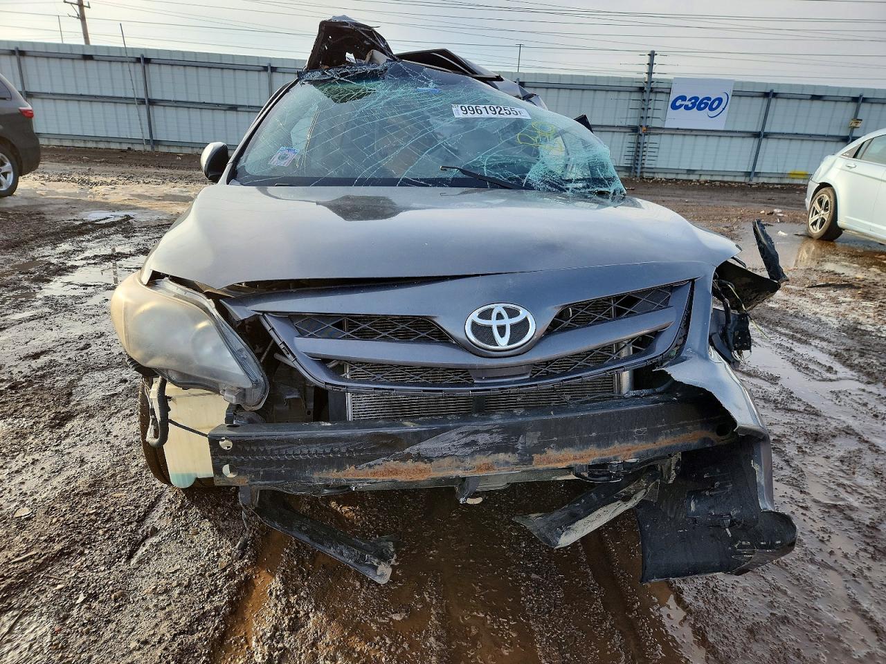 2011 TOYOTA COROLLA photo 5
