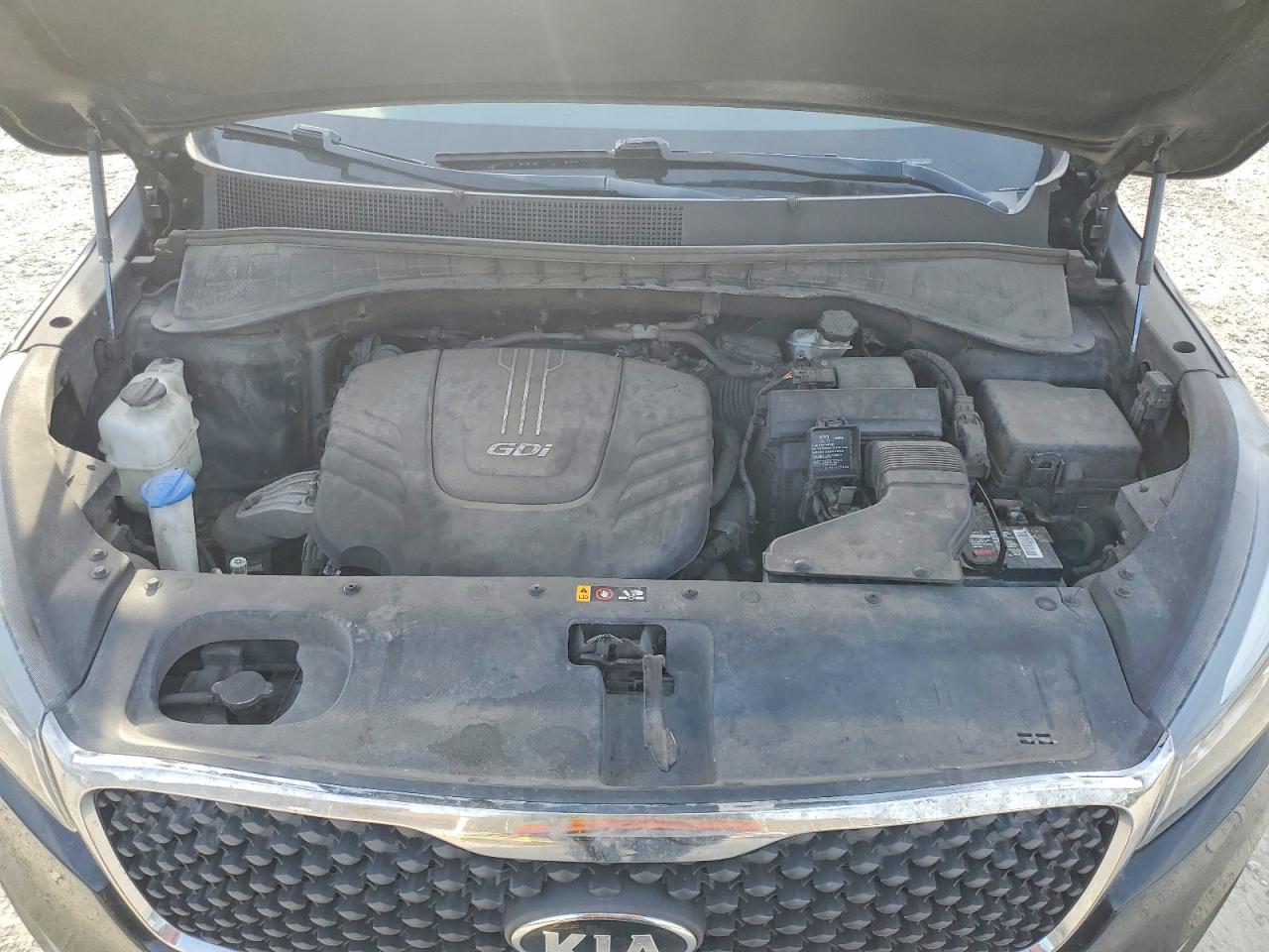 2016 KIA SORENTO LX photo 12