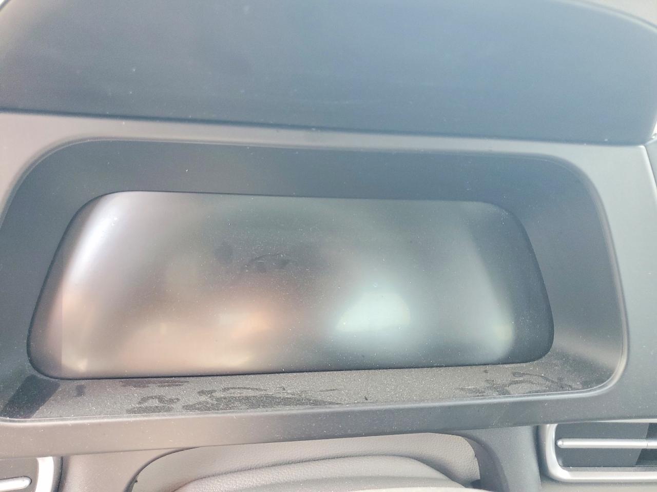2024 HYUNDAI ELANTRA SE photo 9