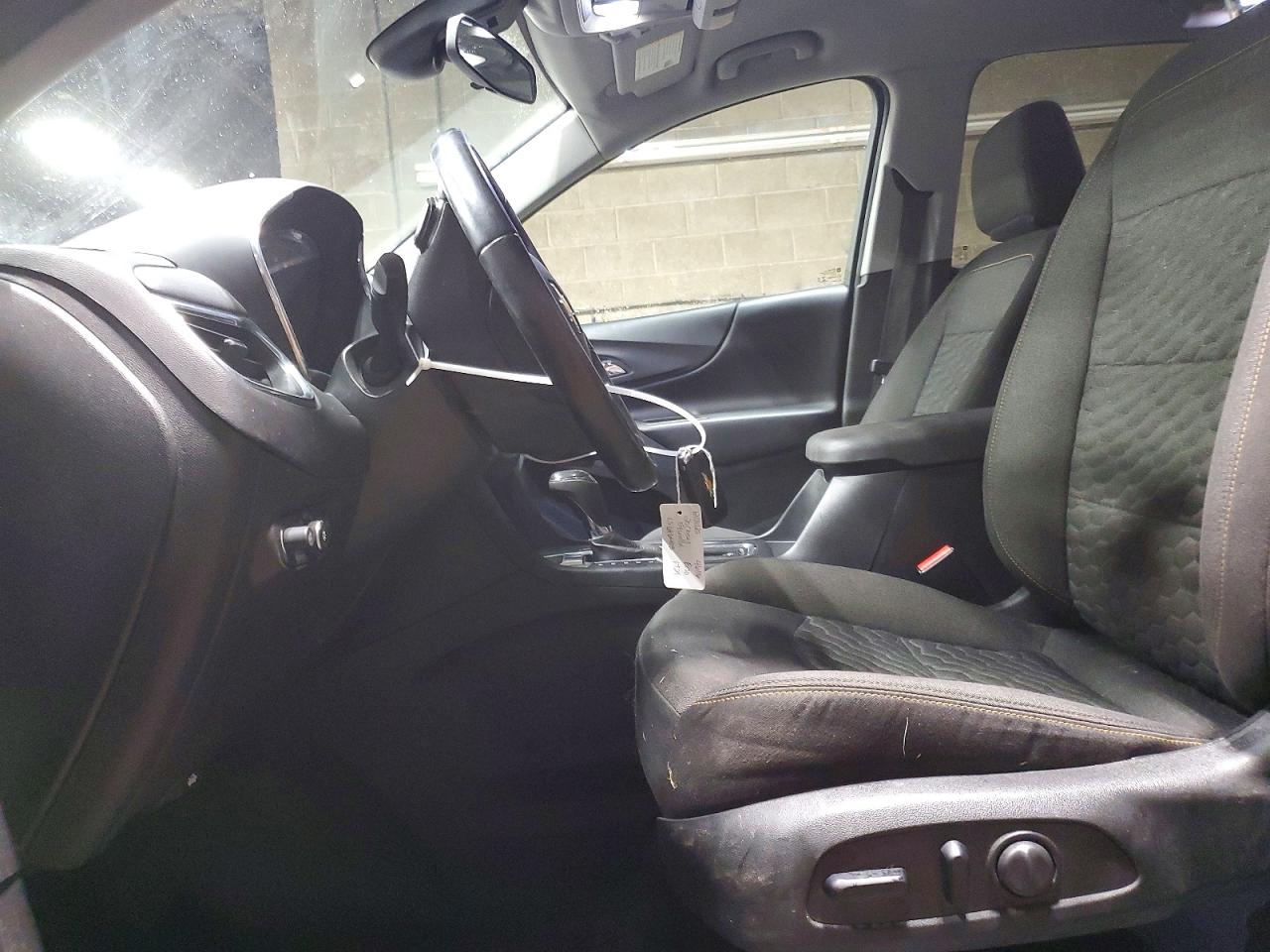 2020 CHEVROLET EQUINOX LT photo 7