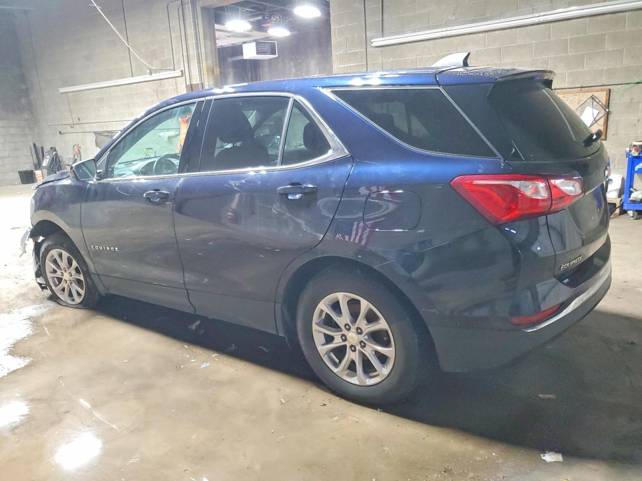 2020 CHEVROLET EQUINOX LT photo 2