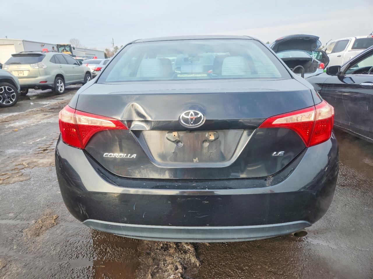 2017 TOYOTA COROLLA L photo 6
