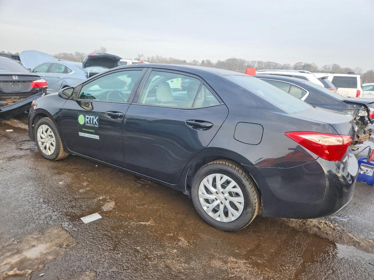2017 TOYOTA COROLLA L photo 2