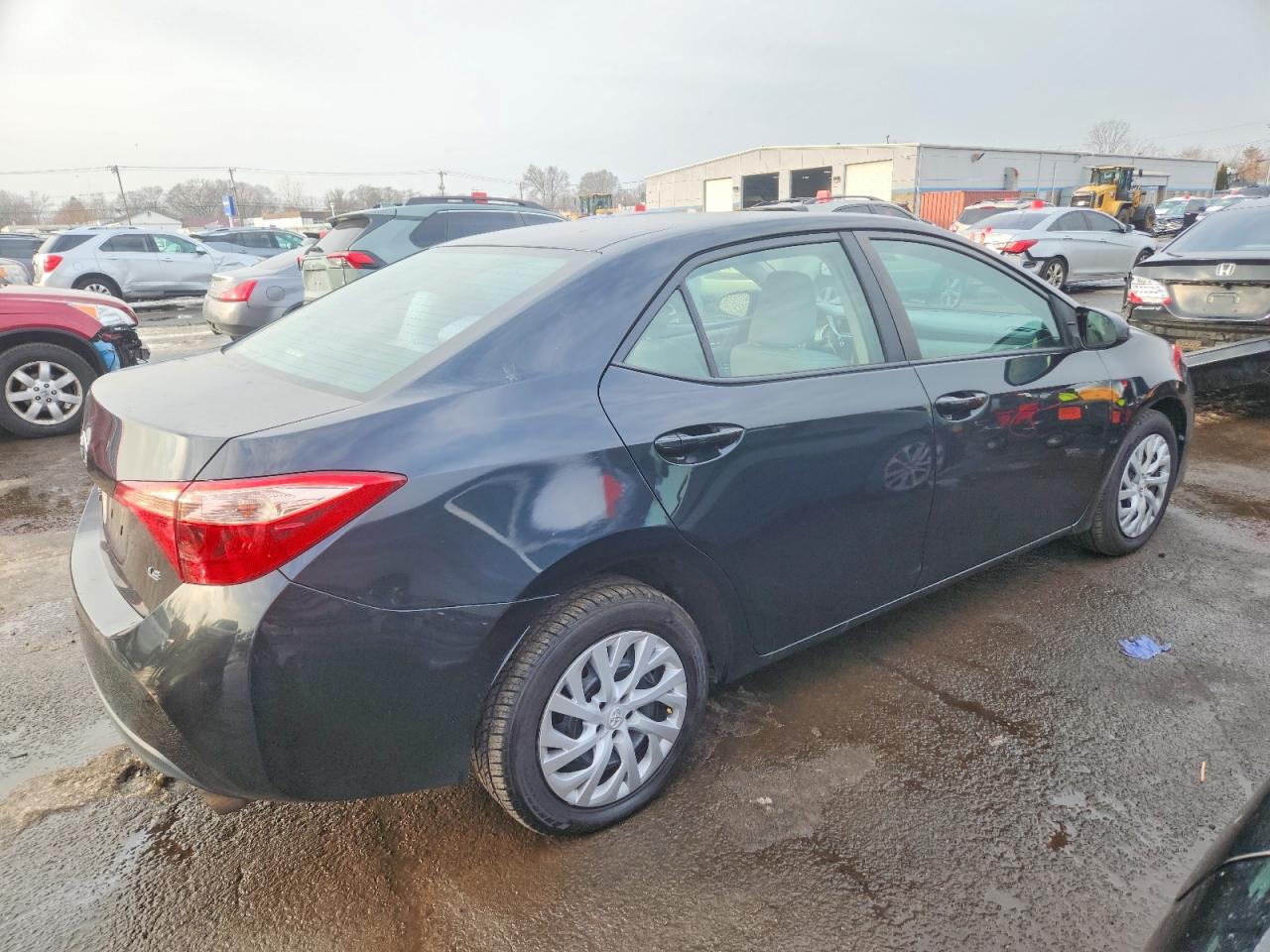 2017 TOYOTA COROLLA L photo 3