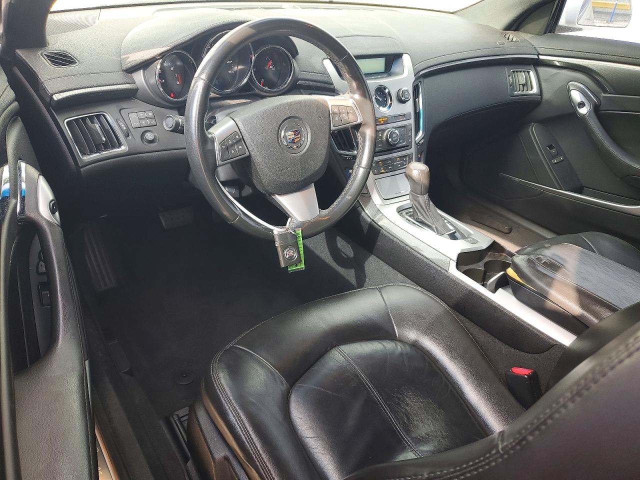 2011 CADILLAC CTS photo 8