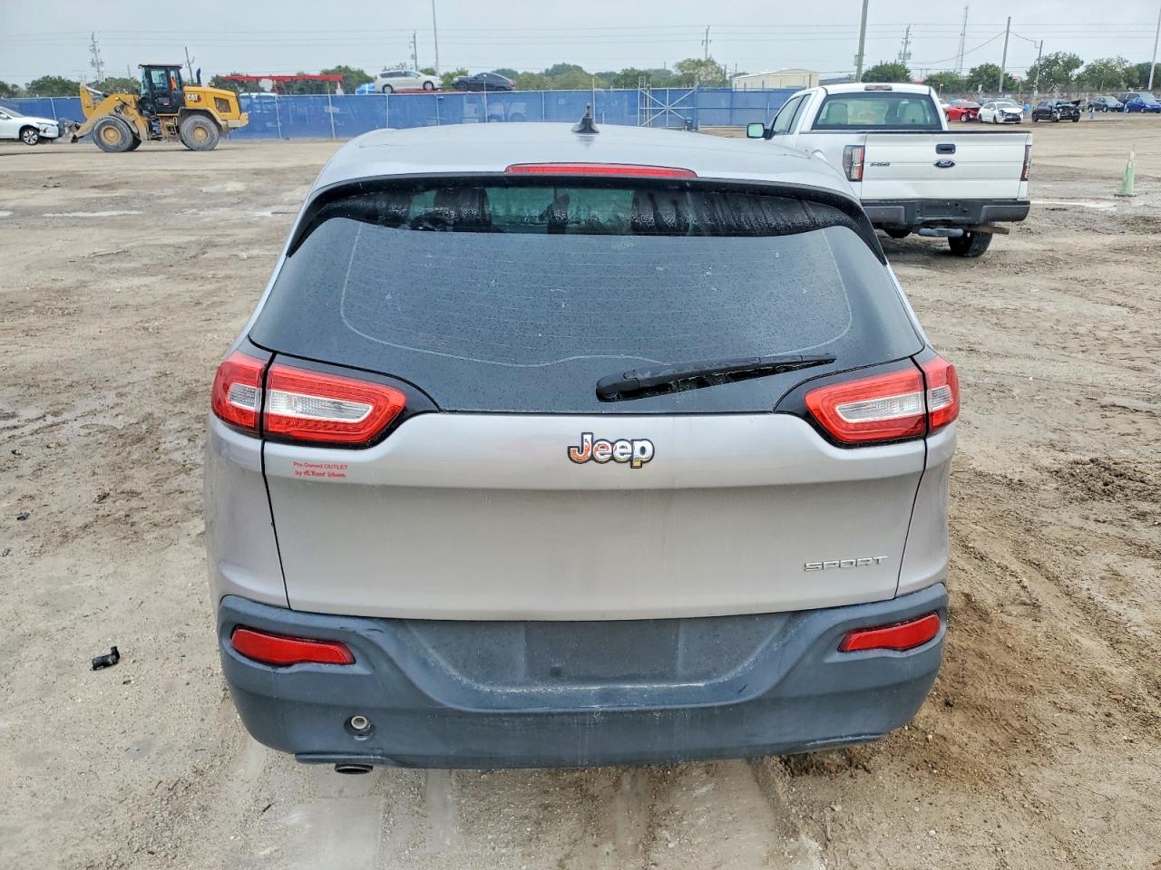 2016 JEEP CHEROKEE SPORT photo 6