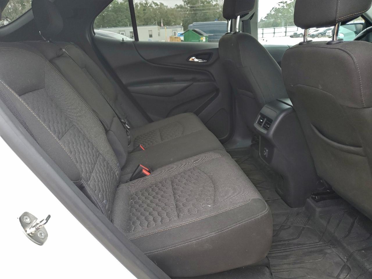 2020 CHEVROLET EQUINOX LT photo 11