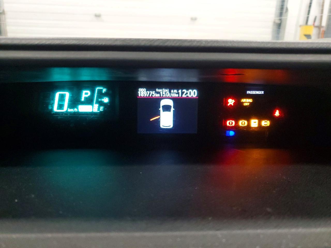 2012 TOYOTA PRIUS C photo 9