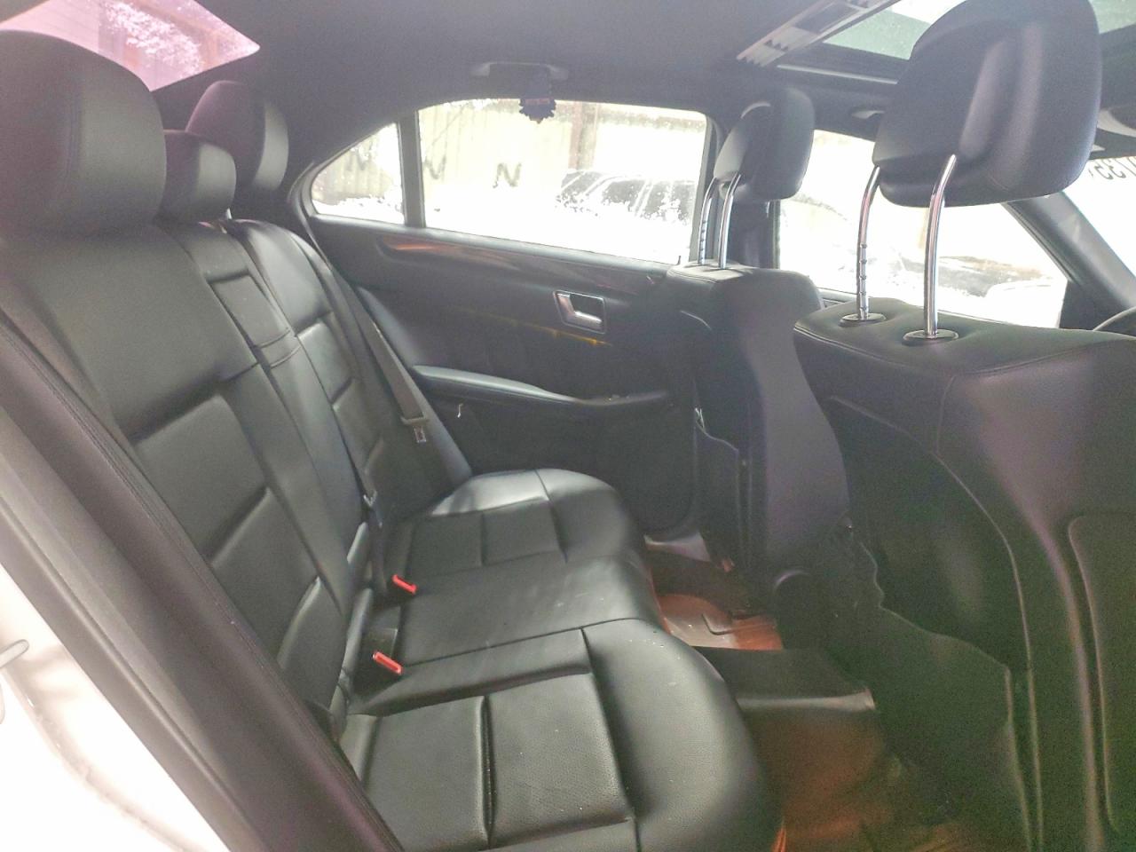 2012 MERCEDES-BENZ E 300 4MATIC photo 10