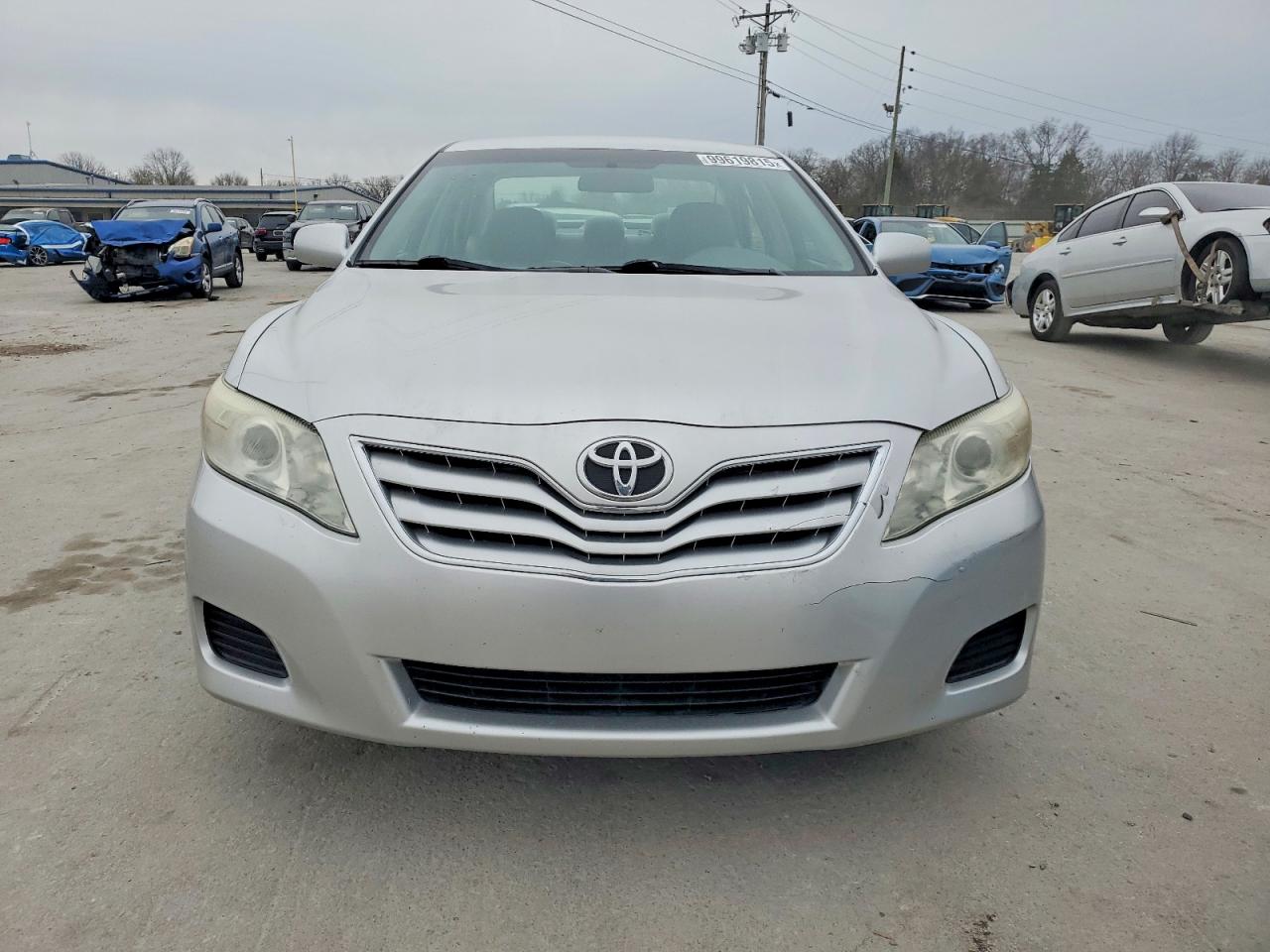 2011 TOYOTA CAMRY BASE photo 9