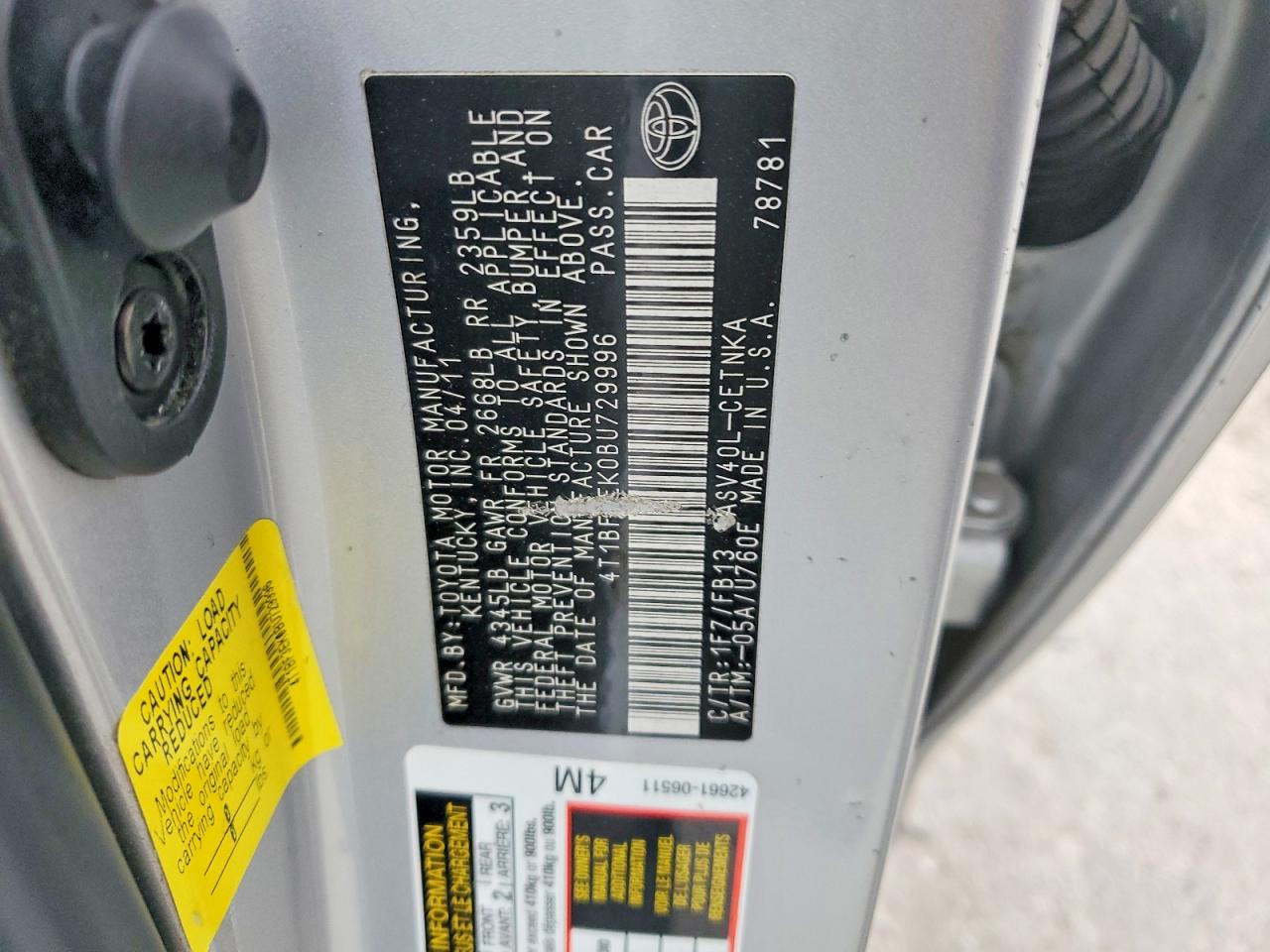 2011 TOYOTA CAMRY BASE photo 23