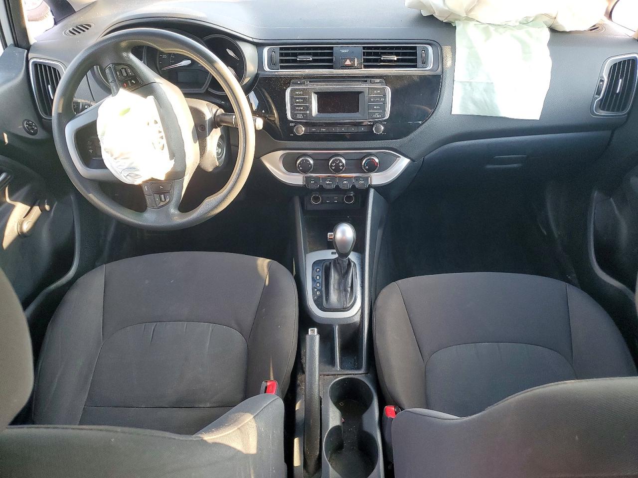 2016 KIA RIO LX photo 8