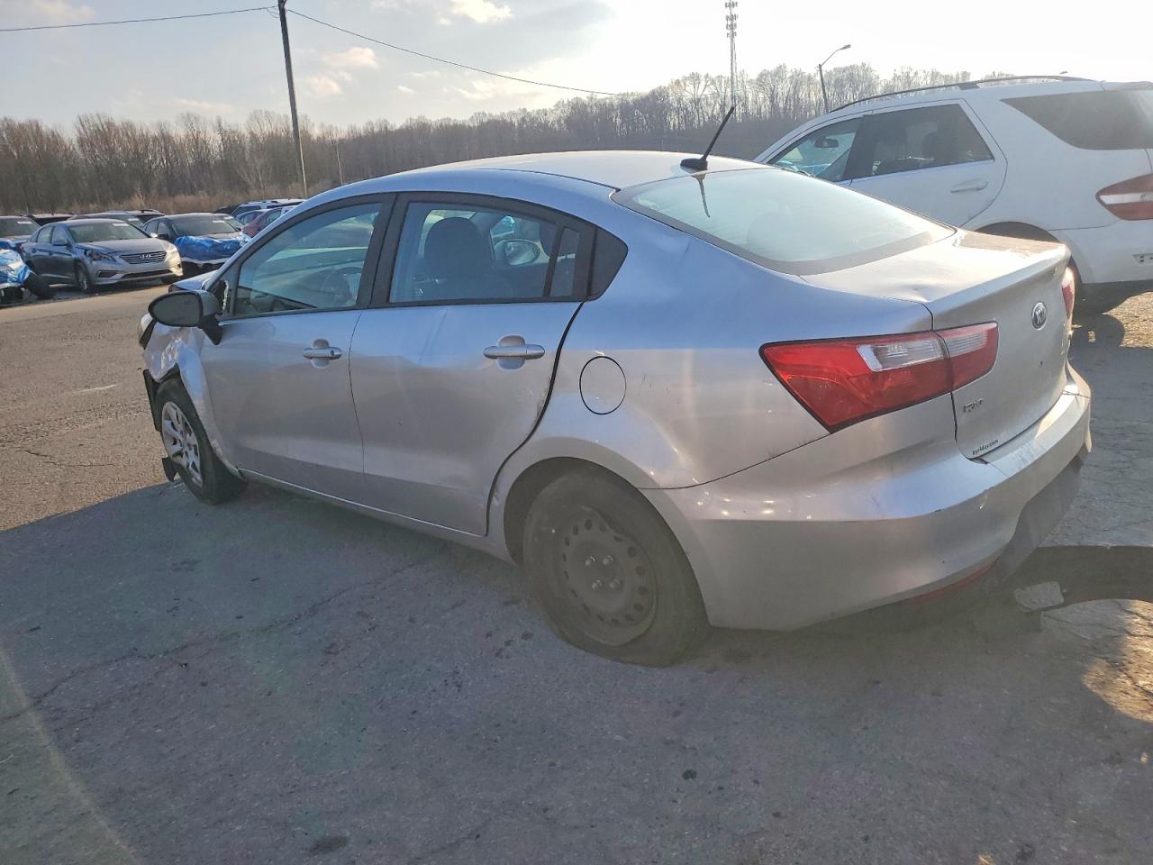 2016 KIA RIO LX photo 2