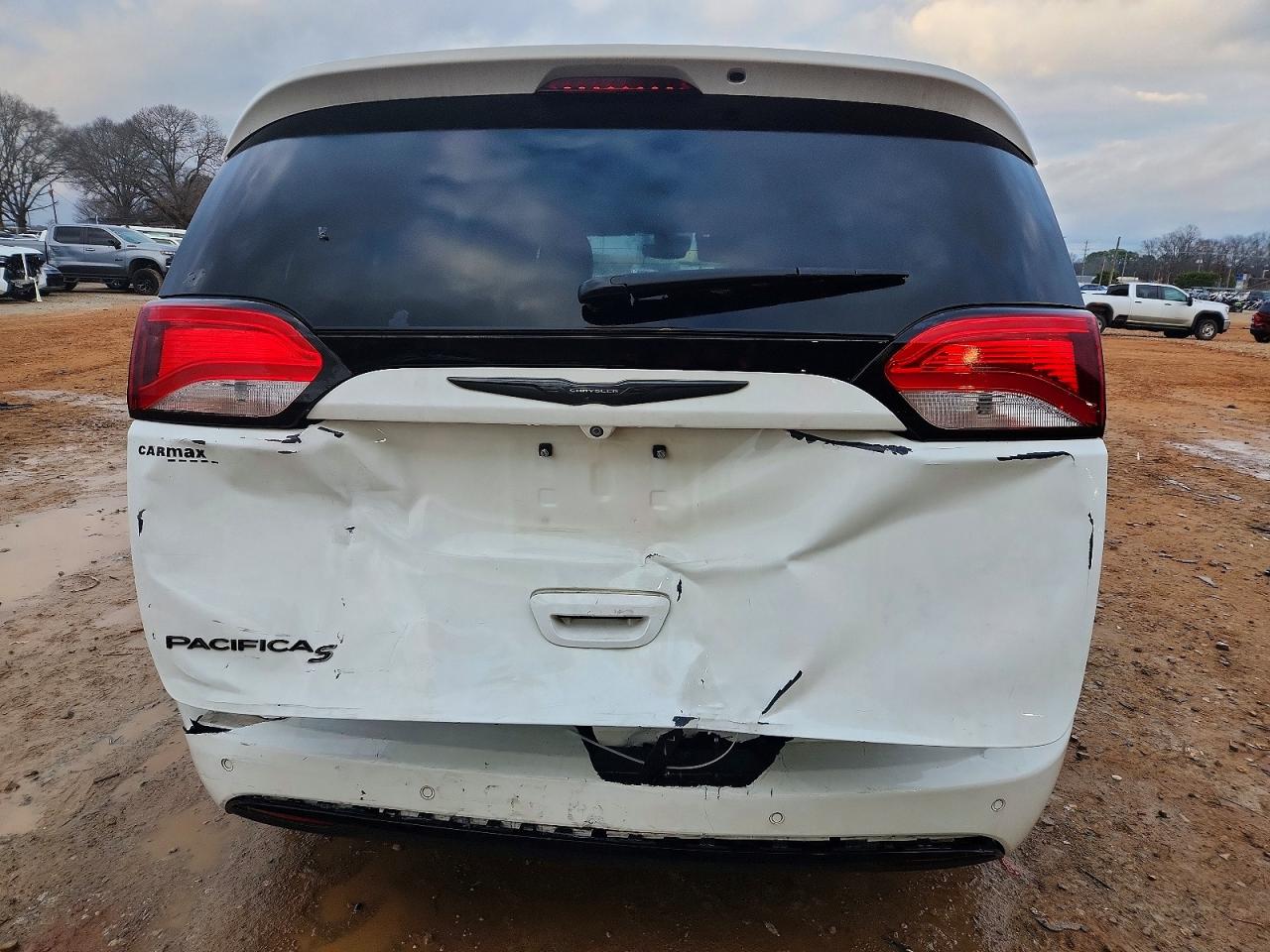 2019 CHRYSLER PACIFICA TOURING L photo 6