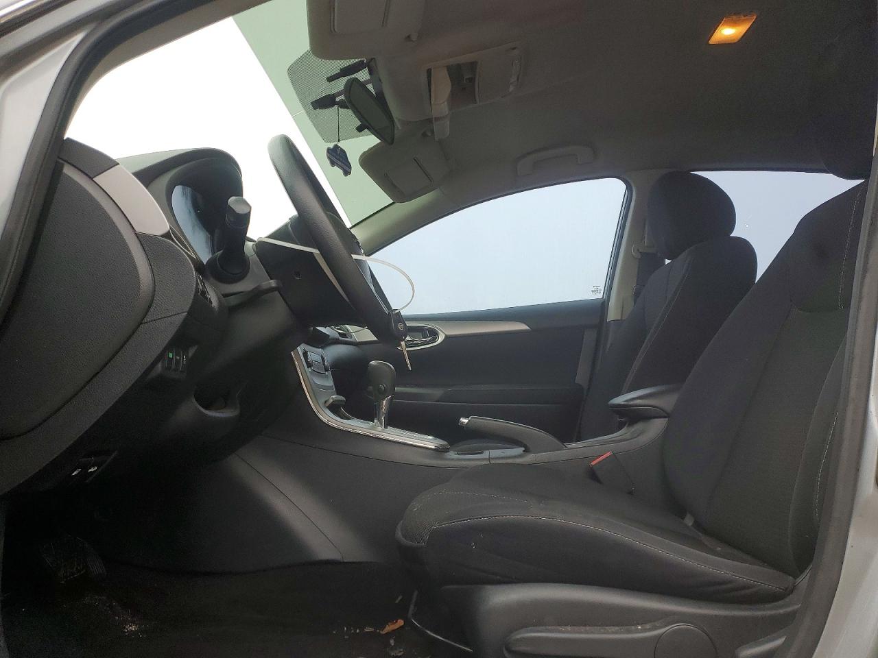 2014 NISSAN SENTRA S photo 7