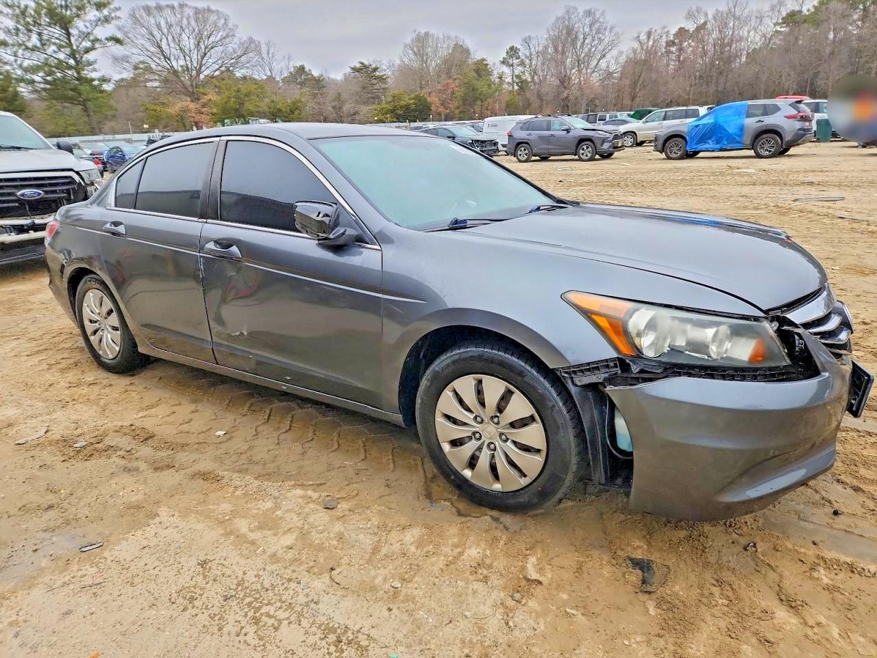 2011 HONDA ACCORD LX photo 4