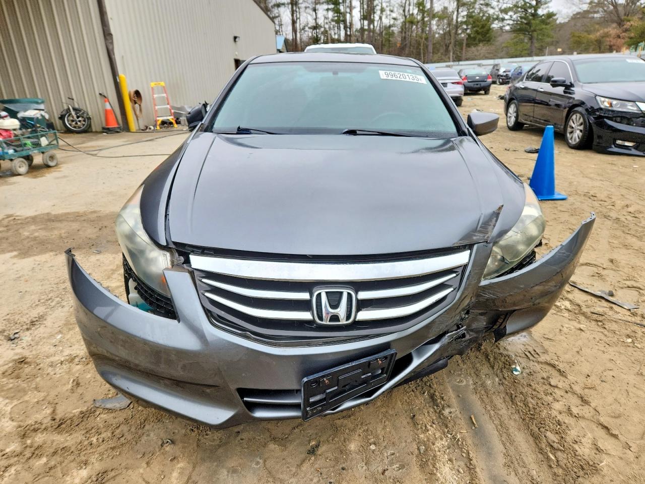 2011 HONDA ACCORD LX photo 5