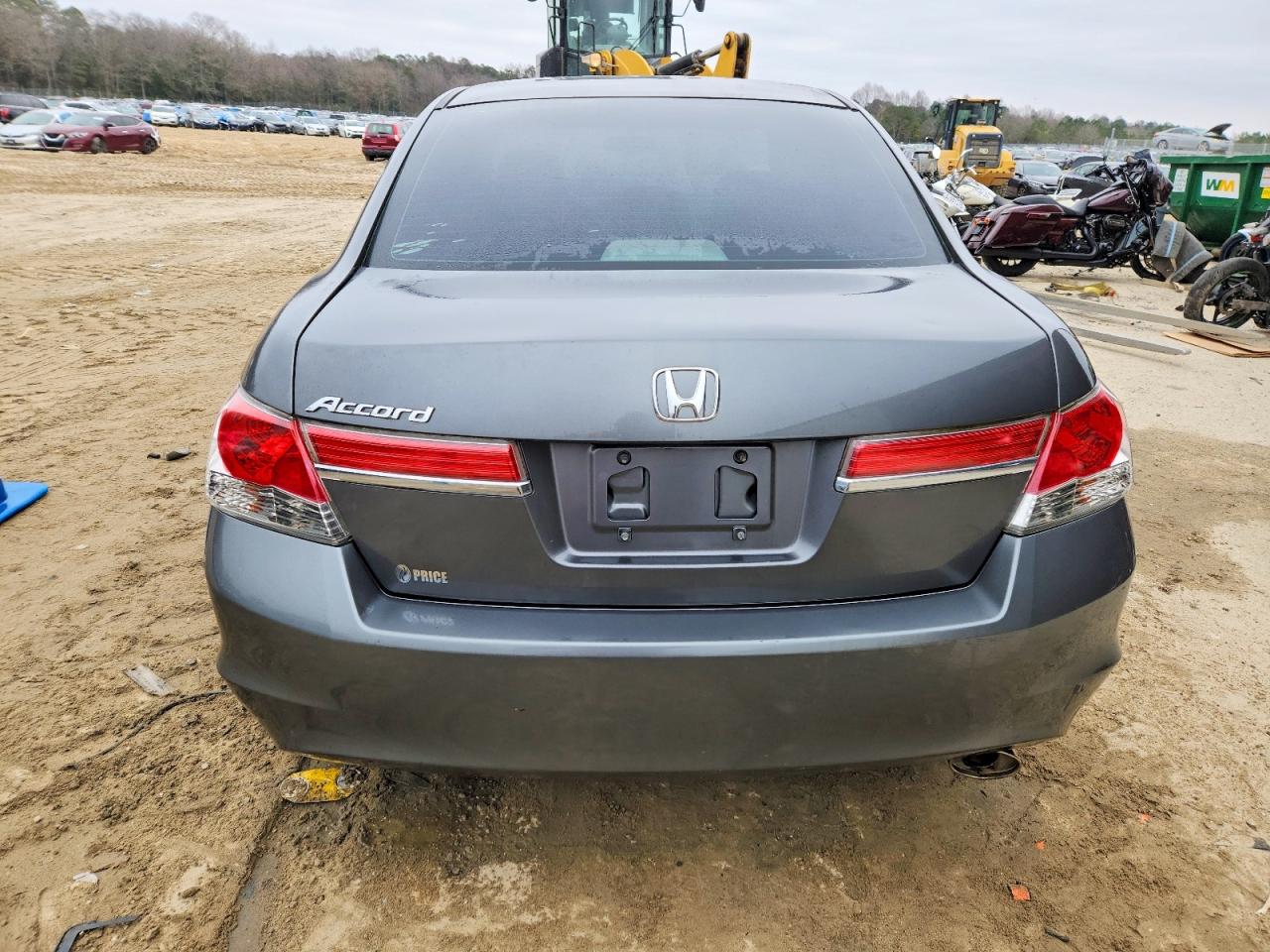 2011 HONDA ACCORD LX photo 6