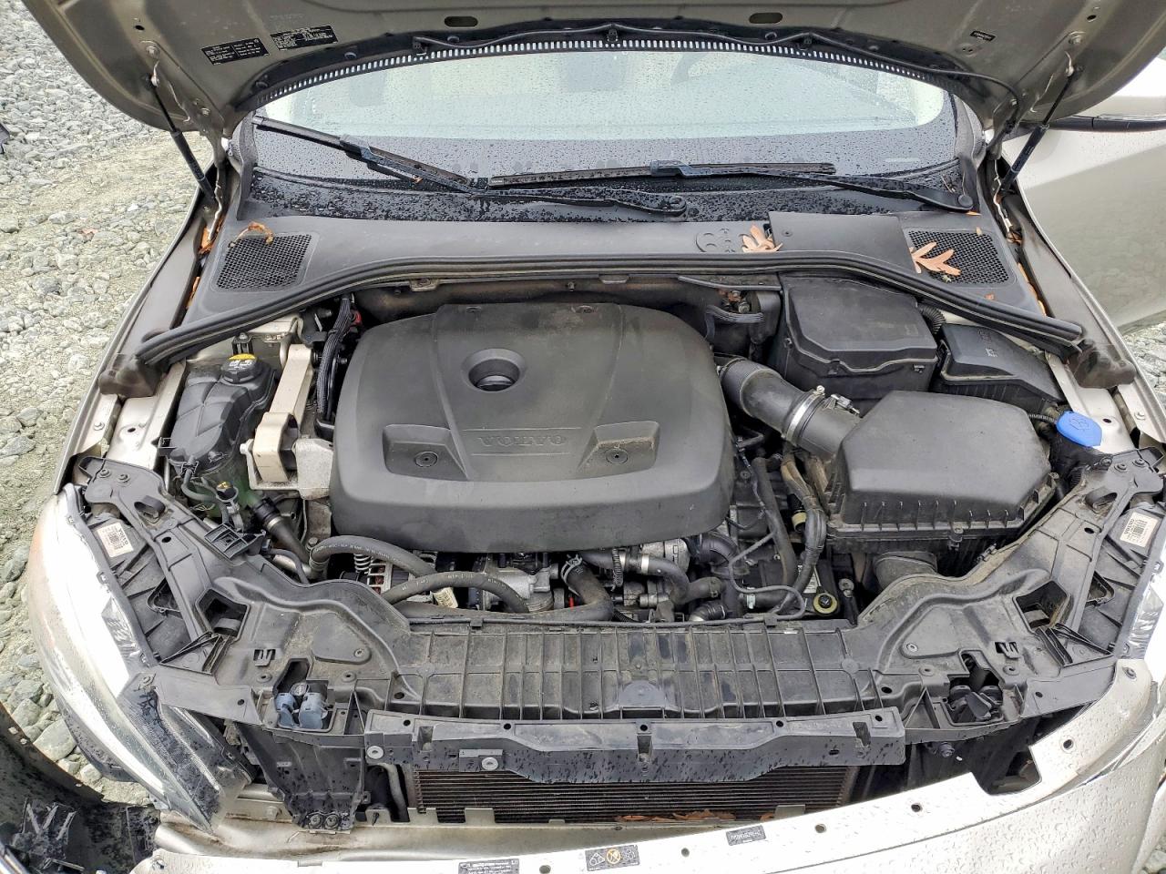 2016 VOLVO S60 PREMIER photo 11