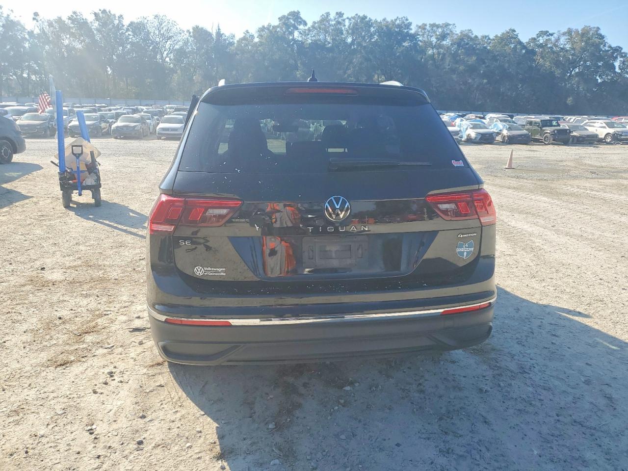 2024 VOLKSWAGEN TIGUAN SE photo 6
