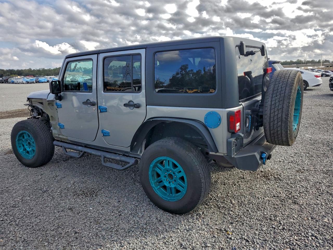 2018 JEEP WRANGLER UNLIMITED SPORT photo 2