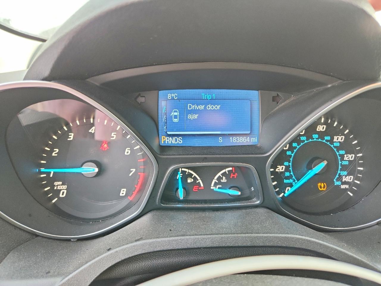 2015 FORD ESCAPE SE photo 9