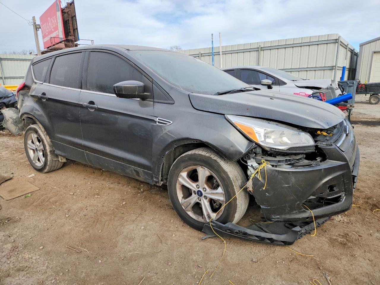 2015 FORD ESCAPE SE photo 4